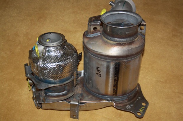 VAG 2.0 TDI Részecskeszűrő Katalizátor DPF FAP 04L131723AR