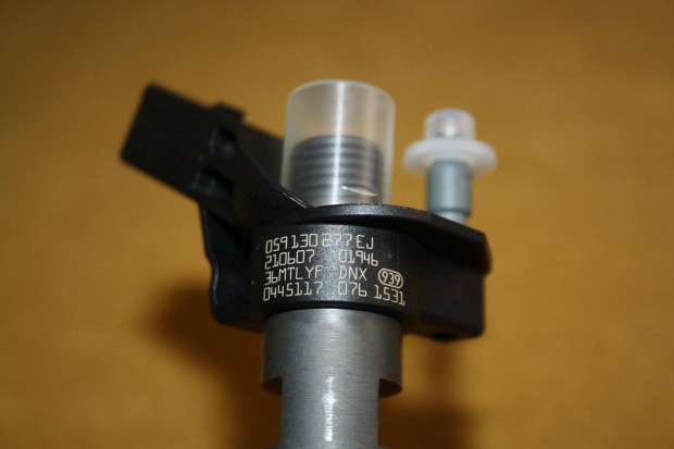 VAG 3.0 TDI Porlaszt� 059130277EJ 059130277CD 0445117021 0445117022