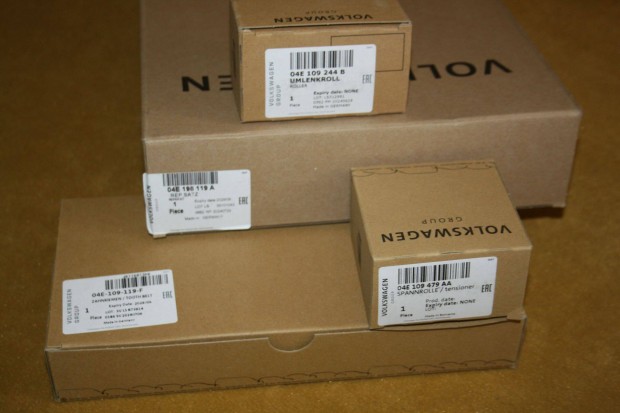 VAG komplett vez�rl�s k�szlet 04L198119AC 04L121011N