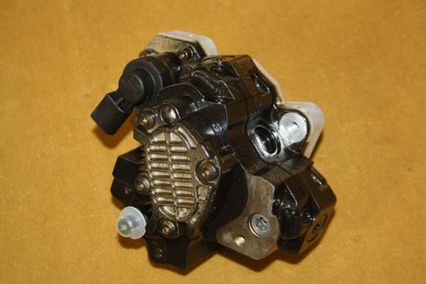 VAG nagynyoms szivatty 059130755E 059130755J 059130755N