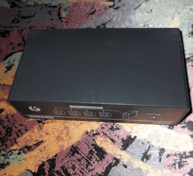 VGA eloszt (4 darab VGA eszkzhz)