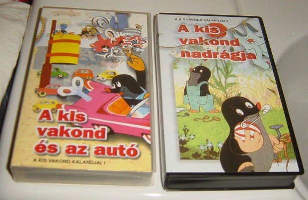 VHS -A kis vakond (2 db)