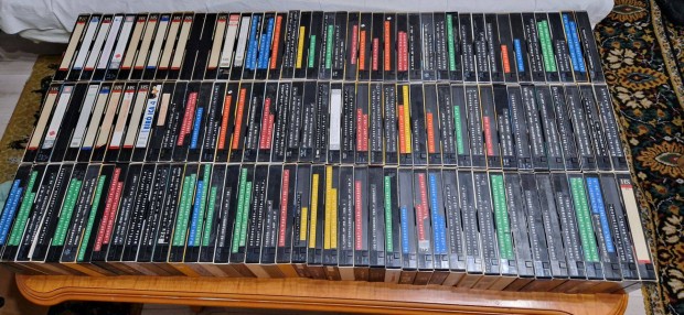 VHS kazettk 126 darab