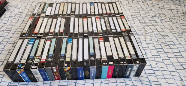 VHS kazettk, 66 darab