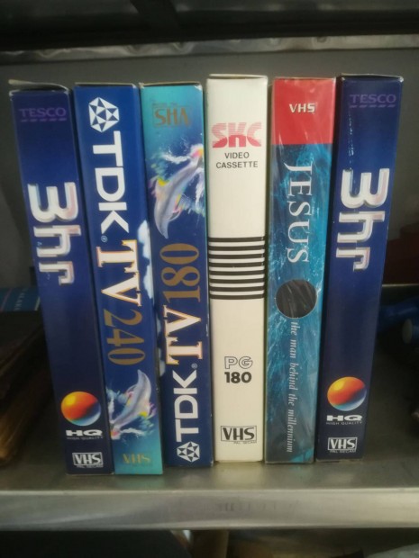 VHS kazettk - 6db