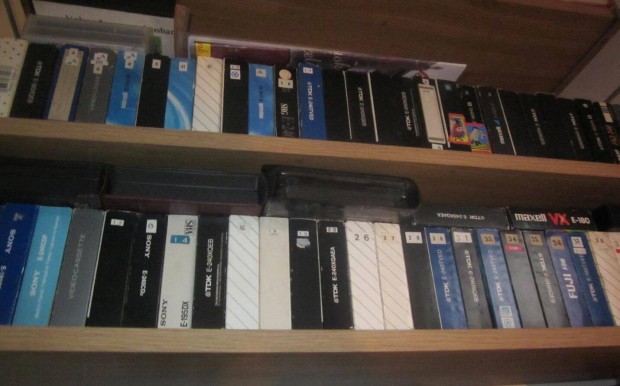 VHS vide�kazett�k
