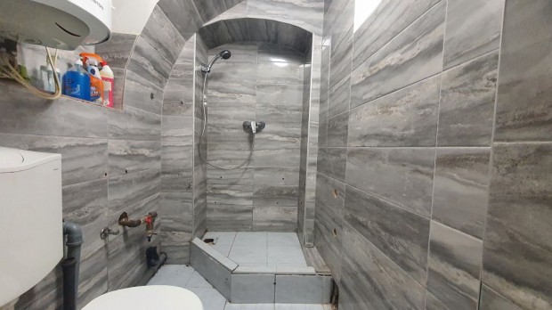 VII. Ker�let, BARCSAY utca, 68 m2-es, �zlethelyis�g utcai bej�rattal