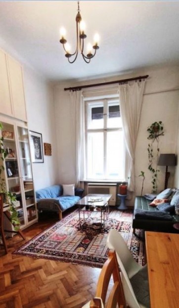 VII. Ker�let, Saj� utca, 44 m2-es, t�rsash�zi lak�s, 1 szob�s