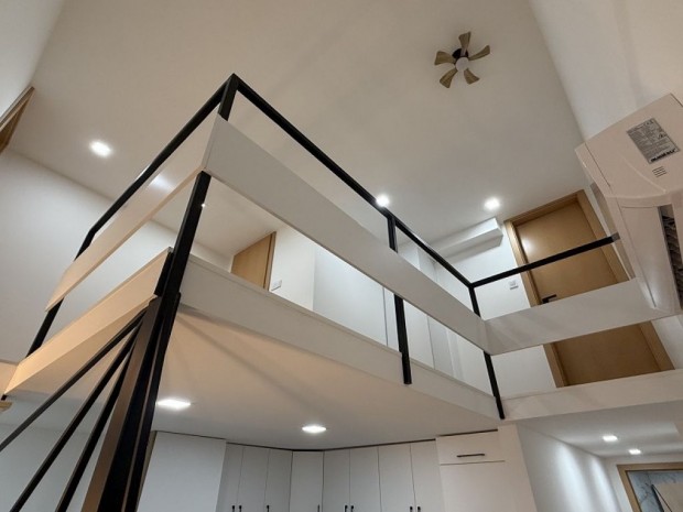 VII. Kerlet, Vrsmarty utca, 80 m2-es, fldszinti, trsashzi laks
