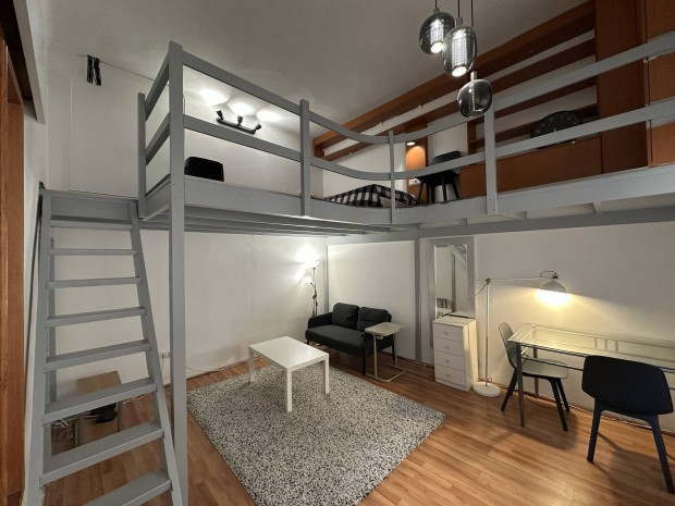 VII. ker�leti gal�ri�s lak�s