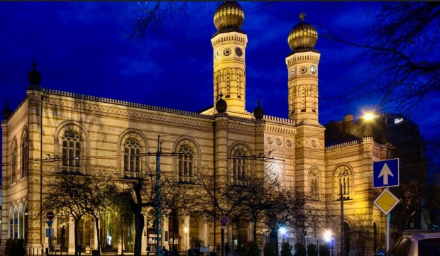 VII.ker, Belváros Szívében, Bulinegyed, Zsinagóga, Luxus Lakás Eladó