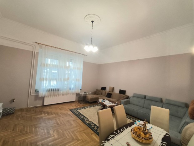VII.ker, Belváros, Jobbágy Utca, 100m2 ,3 Szobás Felújított Lakás Elad
