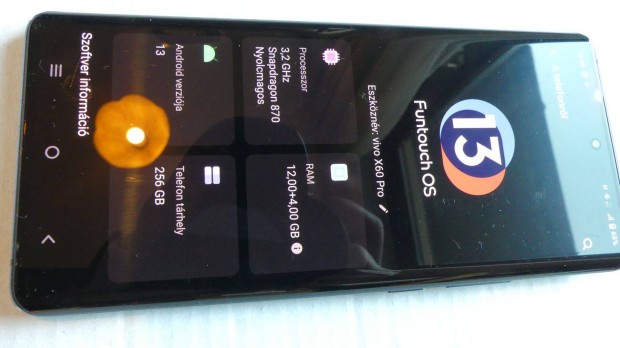 VIVO X60 Pro fels kategris telefon, plusz ajndk bels elektronika