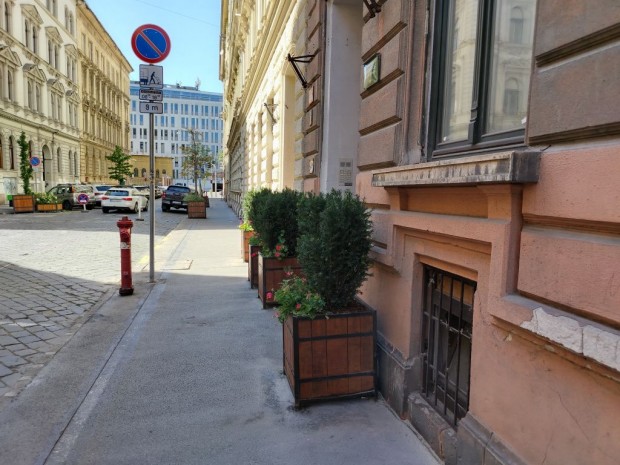 VI. Kerület, Eötvös utca, 48 m2-es, 1. emeleti, társasházi lakás