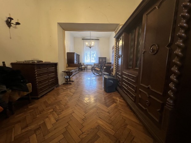 VI. Kerlet, Hsk terhez kzel, 51 m2-es, magasfldszinti,