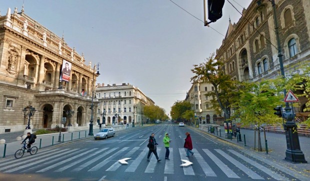 VI.ker. Belv�ros Sz�v�ben, Opera, Andr�ssy �t, Utcai, Erk�lyes Lak�s E