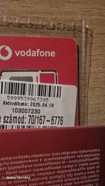 VODAFONE Kny Telefonszm 167.6776.