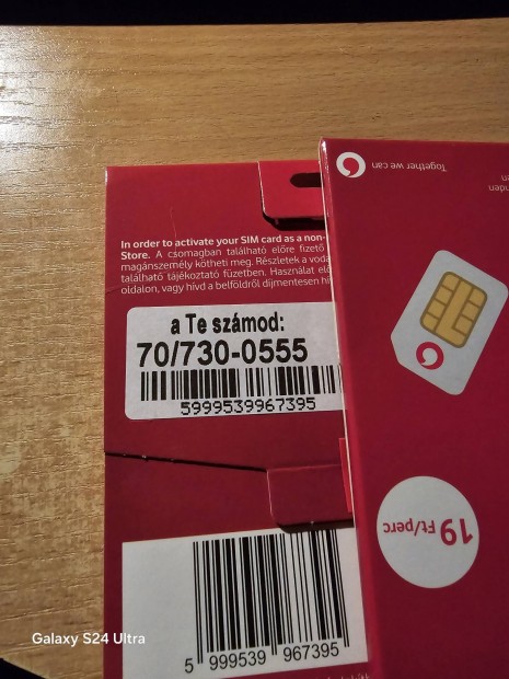 VODAFONE Kny Telefonszm 7300555