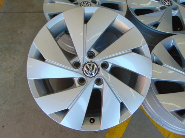 VOLKSWAGEN GOLF VIII (2019-11-) Felni