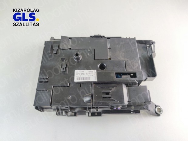 VOLKSWAGEN TOUAREG (7P5, 7P6) 3.0 V6 TDI Biztos�t�kt�bla (motort�r)