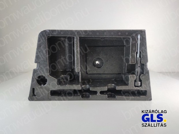 VOLKSWAGEN TOUAREG (7P5, 7P6) P�tker�k takar� szersz�mtart�val