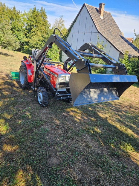 VT-180D HS JAI-4W kistraktor adapterekkel egyben eladó