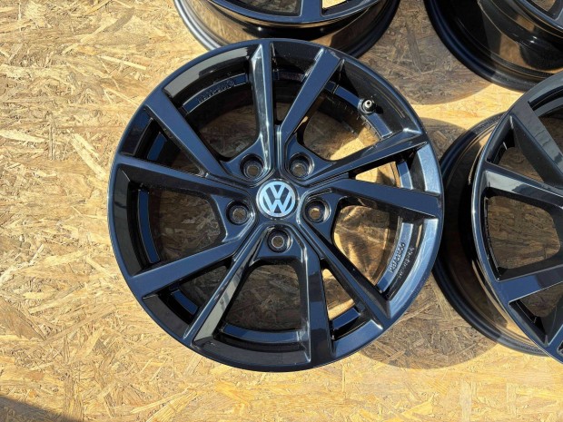 VW 16" 5x112 fekete alufelni eladó 16 coll Golf Caddy Touran