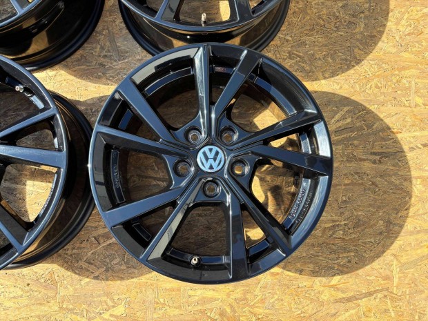 VW 16" 5x112 fekete alufelni eladó 16 coll Golf Caddy Touran