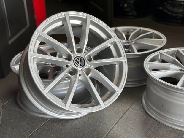 VW 17" 5x112 alufelni elad 17 coll CC Scirocco Passat Tiguan