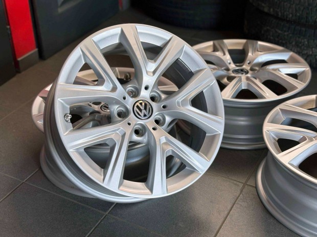 VW 17" 5x112 alufelni elad� 17 coll Golf Passat Caddy Touran