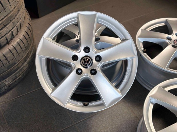 VW 17" 5x112 alufelni szett elad� 17 coll Golf Touran Passat Tiguan
