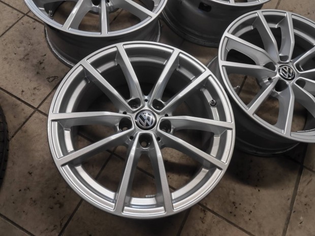 VW 17 coll 5x112