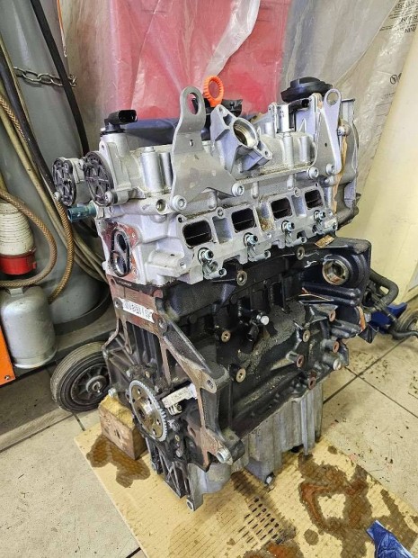 VW 1.4 TSi Cth CAV Skoda 160 Le motoralkatrészek egyben képek szerint