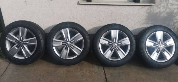 VW 5x120 Gyri alufelni , Bridgestone gumiabroncs R17