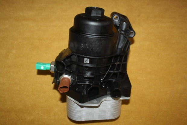 VW AUDI 1.6-2.0 Crtdi Gy�ri,�j Olajsz�r�h�z 03N115389A