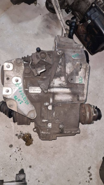 VW AUDI 2.0 Diesel 6 sebessges sebessgvlt elad. Vlt kd JLU