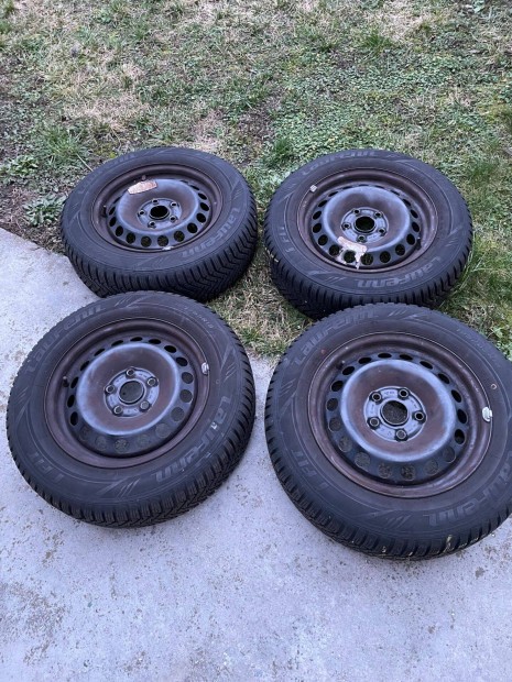 VW Ac�lfelni Lemez Felni 15" Golf 5