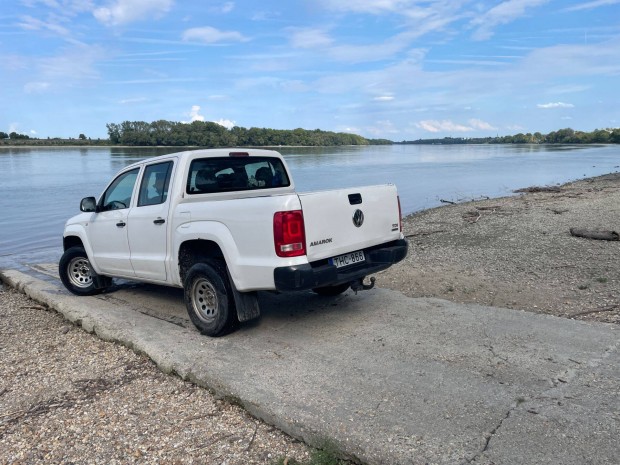 VW Amarok pickup elad