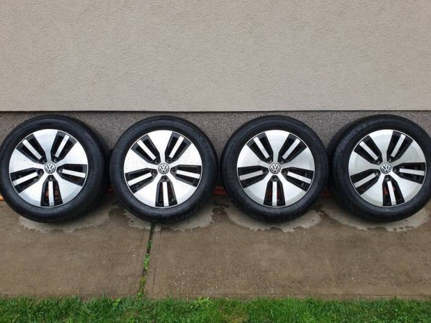 VW Astana gyári alufelnik, nyári gumikkal szerelve!