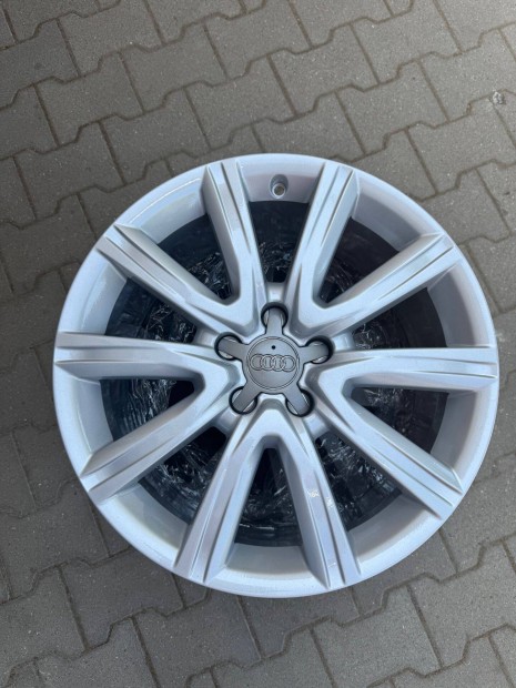 VW Audi 8x18ET39 5X112 66,5 gyári garnitúra eladó!