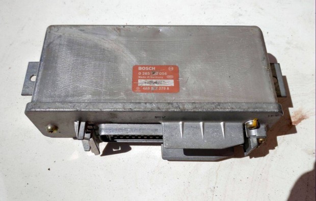 VW Audi Elektronika (Bosch 0 265 100 056) bontott teszteletlen