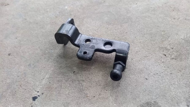 VW Audi Seat Skoda 2.0 16V PD Motorburkolat tart� g�mb konzol 5700