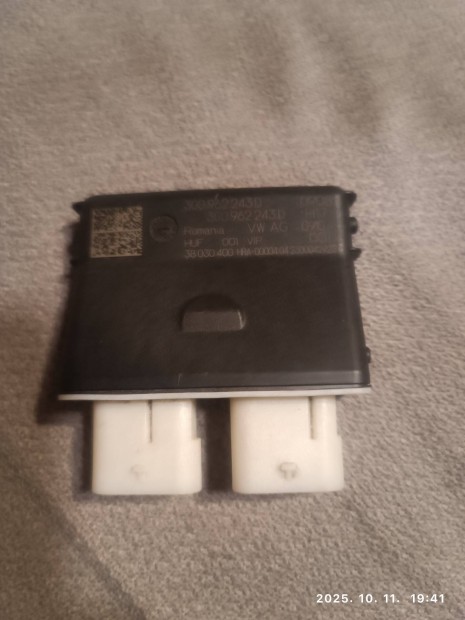 VW Audi Seat Skoda csomagtér ajtó Vezérlő egység 3G0962243B