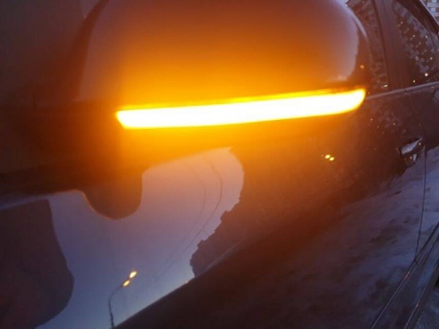 VW B6, Golf V, Eos, Jetta,Shara, Skoda Superb B5 Led irányjelző