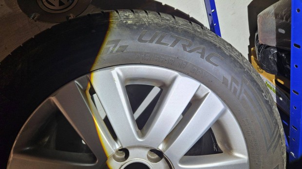 VW B6 gy�ri alufelni ny�ri gumival