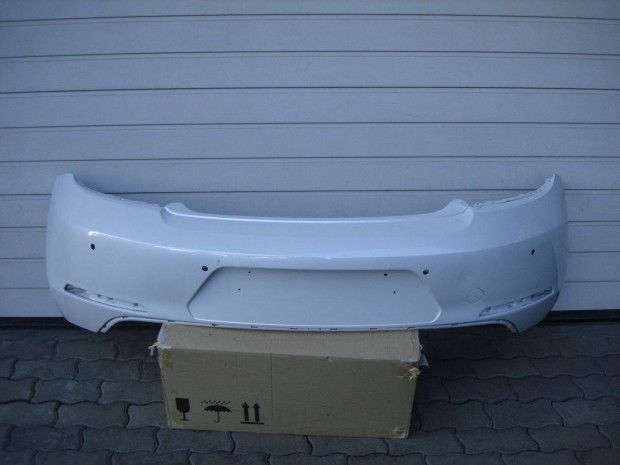 VW Beetle 5C5 4 radaros hátsó lökhárító 5C5807421J 2012-től