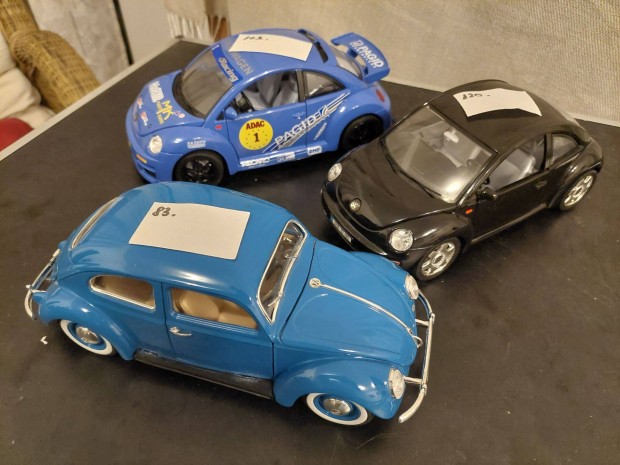 VW Bogr,New Beetle 1:18 mretben