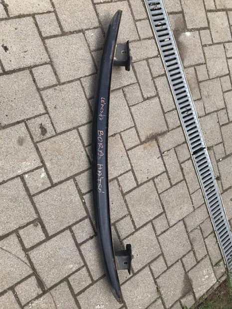 VW Bora Eladó Hátsó lökhárító merevitő