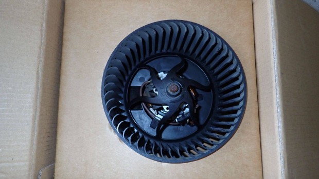 VW Bora bels ventiltor