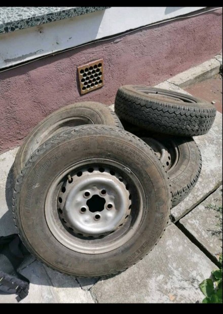 VW Bus kerekek - utánfutó kerekek